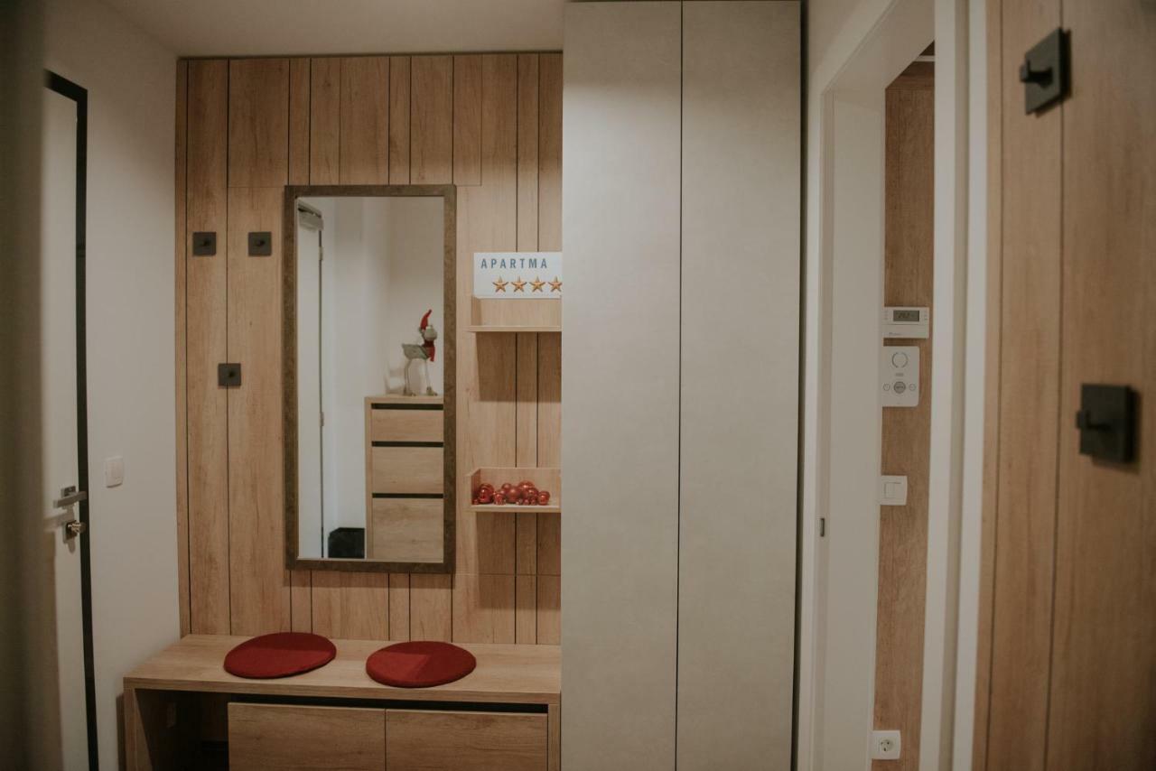 Vila Mojca Apartments Jasna & Jelka Kranjska Gora Eksteriør billede